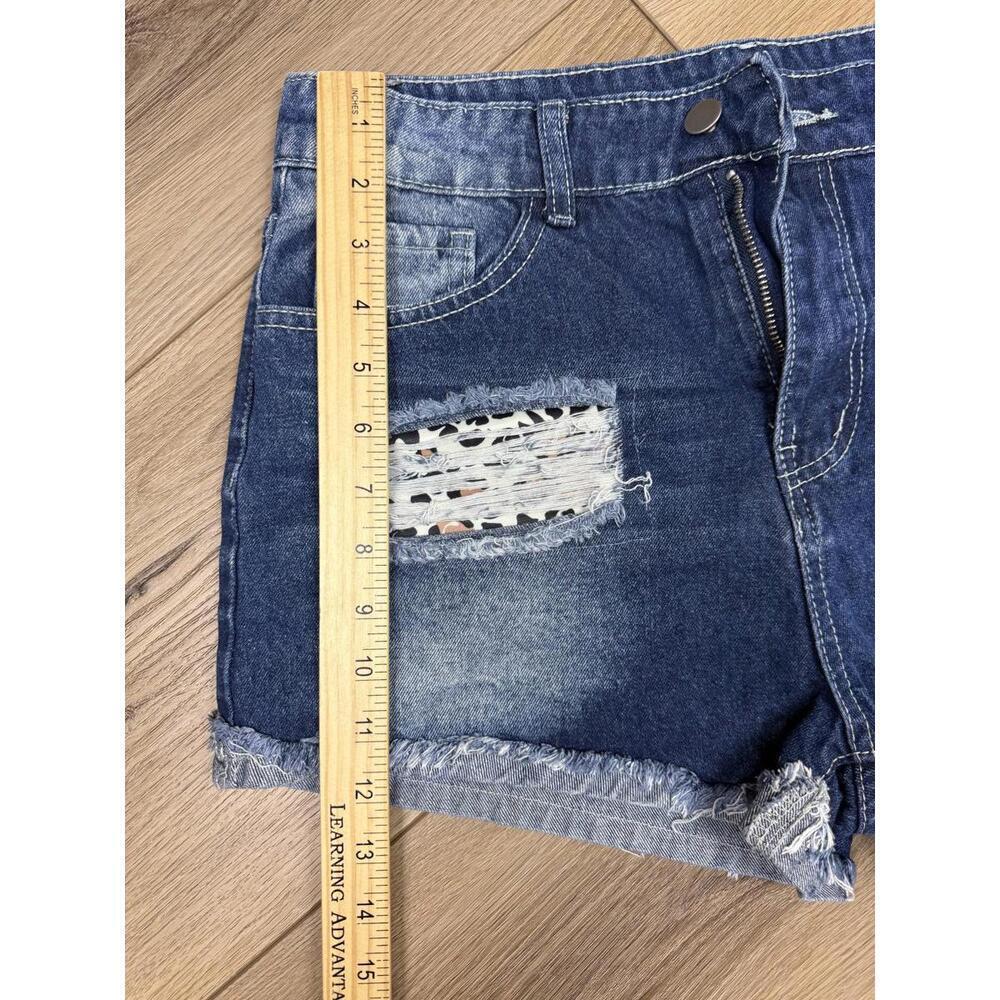 Jean Shorts Womens Large Blue Distressed Cutoff Fringe Hem Animal Print Summer - Picture 6 of 7